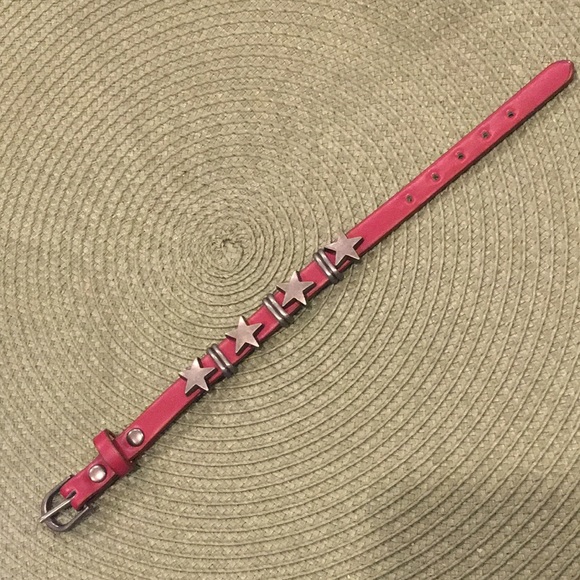Red Leather & Silver Stars Bracelet - Picture 6 of 11